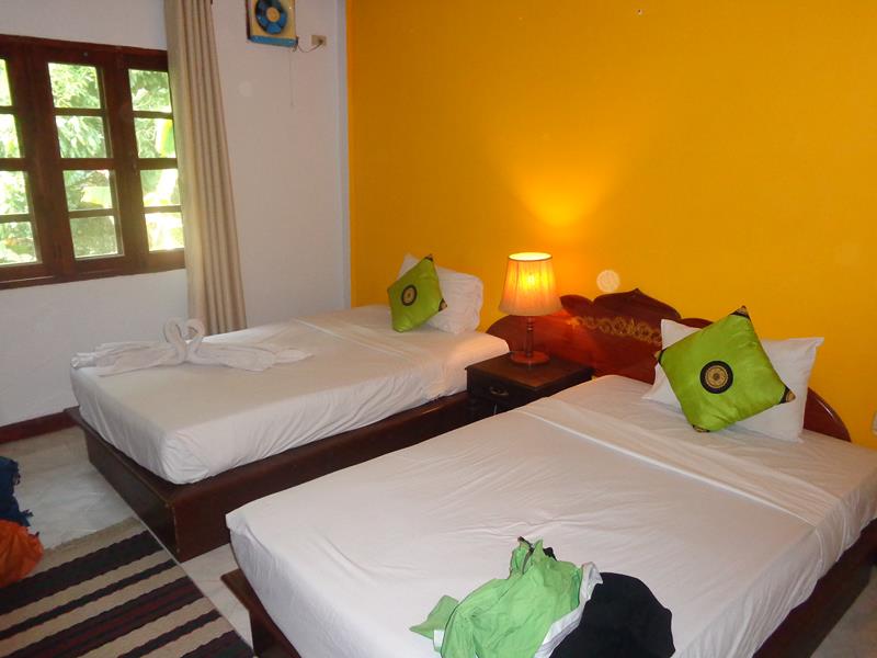 Luang Prabang (Ban Lao Villa) dsc00455-800x600modif